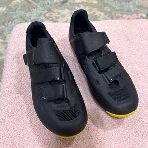 Pearl Izumi Soul Cycle shoes